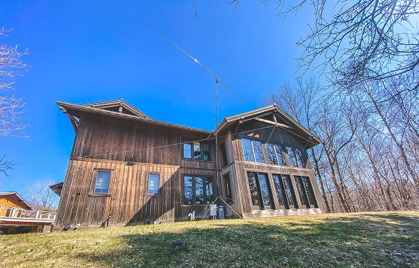 NJØY - Daniel A. 'Dan' Peterso ><br>
My very meager antenna setup consists of a Buddipole for 10-40 meters and an Alpha Delta DX-DD dipole for 40 and 80 meters
</center>
<p align=right>April 23, 2020</p>
</td></tr></table>
</body></html>
NJØY - Daniel A. 'Dan' Peterson