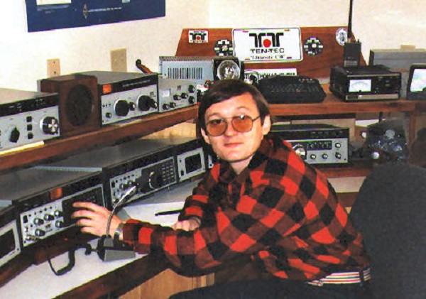 RW3AH - Andrey B. 'Sparky' Fedorov RW3AH - Andrey B. 'Sparky' Fedorov