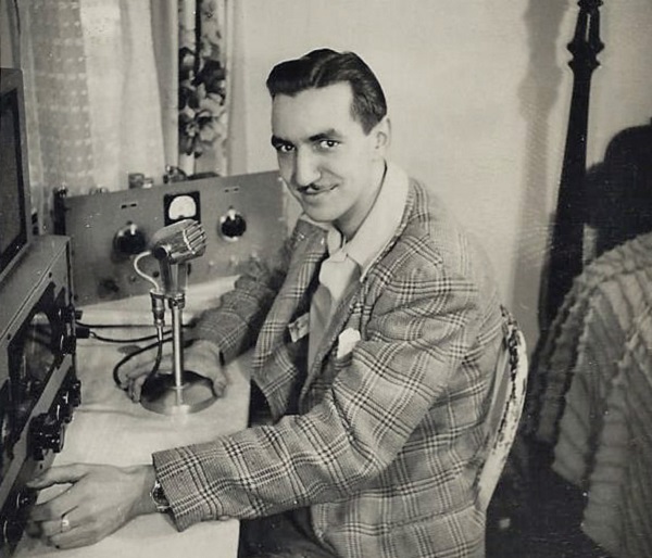 WØEKS - John H. Bravis WØEKS - John H. Bravis