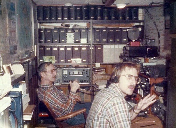 WØEKS - John H. Bravis WØEKS - John H. Bravis
