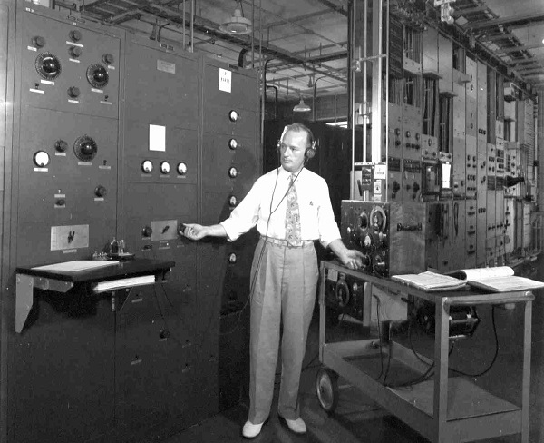 W2LS - William E. 'Bill' Savell W2LS - William E. 'Bill' Savell