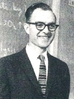 W7HPQ - Roger O. Loken W7HPQ - Roger O. Loken