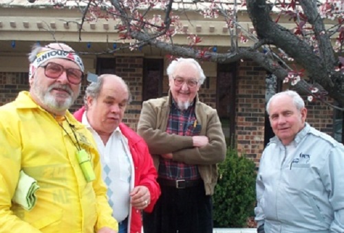 W9NHM - Howard T. 'Howie' Francis W9NHM - Howard T. 'Howie' Francis
