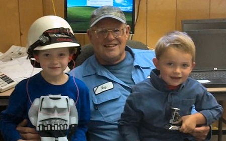 WB2MLY - Raymond M. 'Ray' Burns